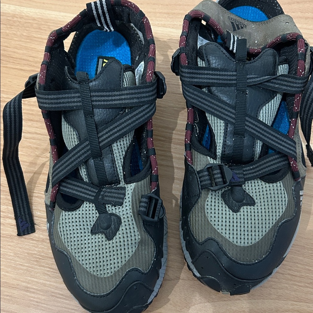 Adidas Women’s Sneakers - Black, Gray, and Blue